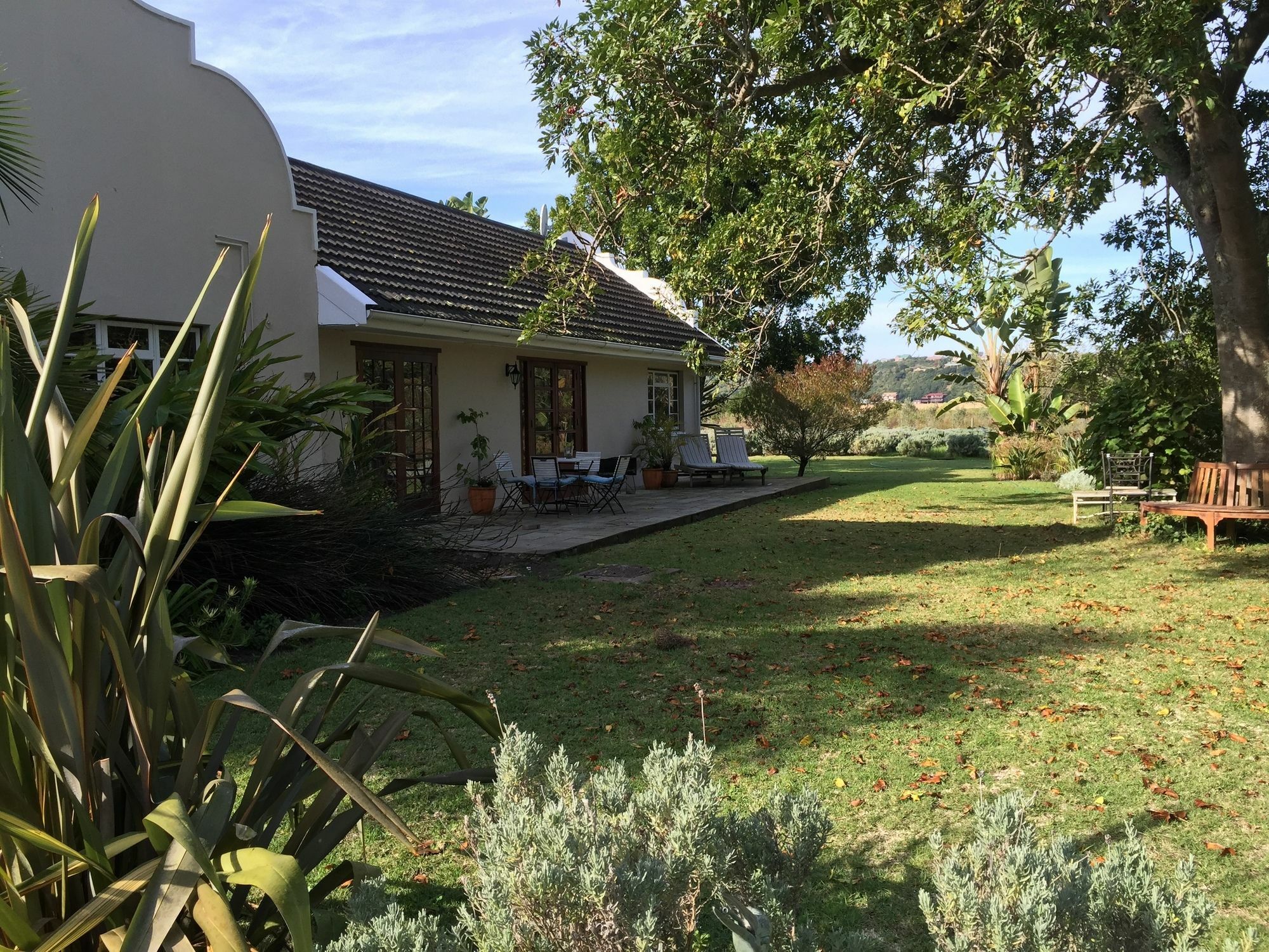 Serpentine Manor Hotel Wilderness Exterior photo